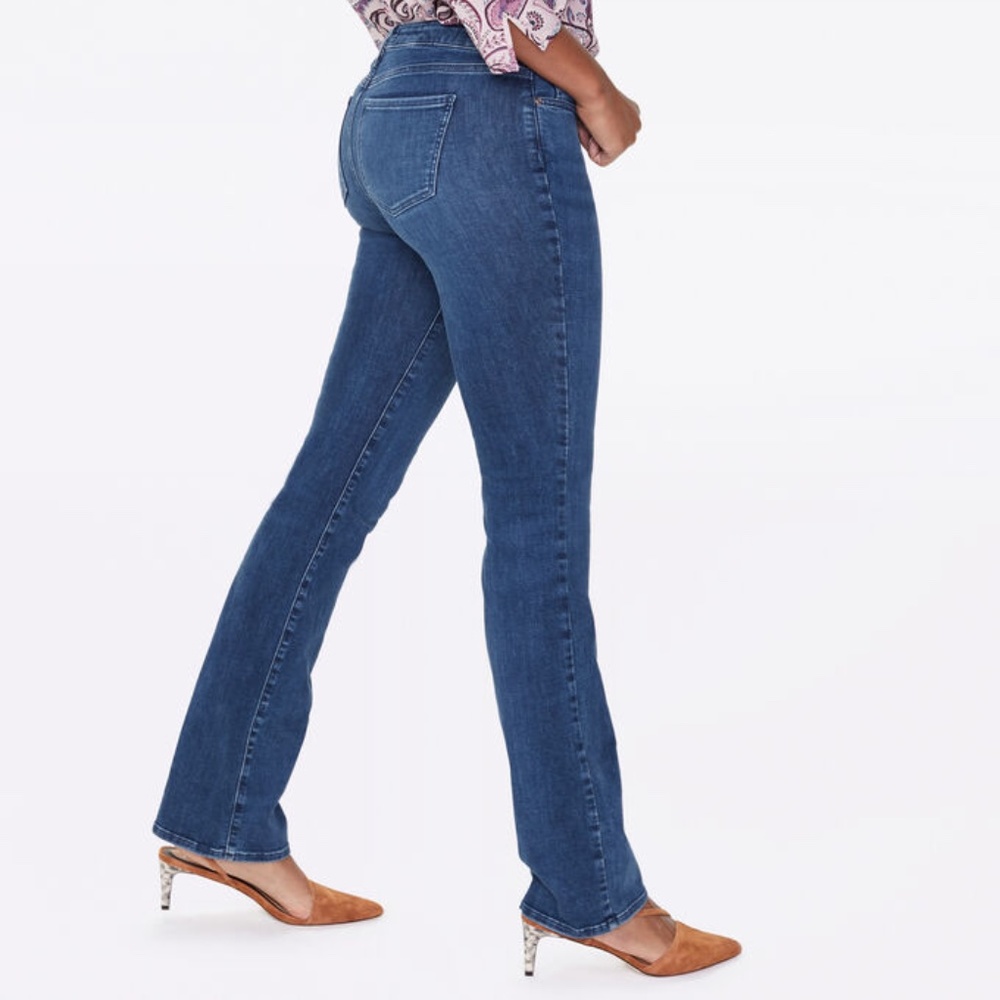 BNWT NYDJ Barbara Bootcut High-Rise Mid-Wash Jeans